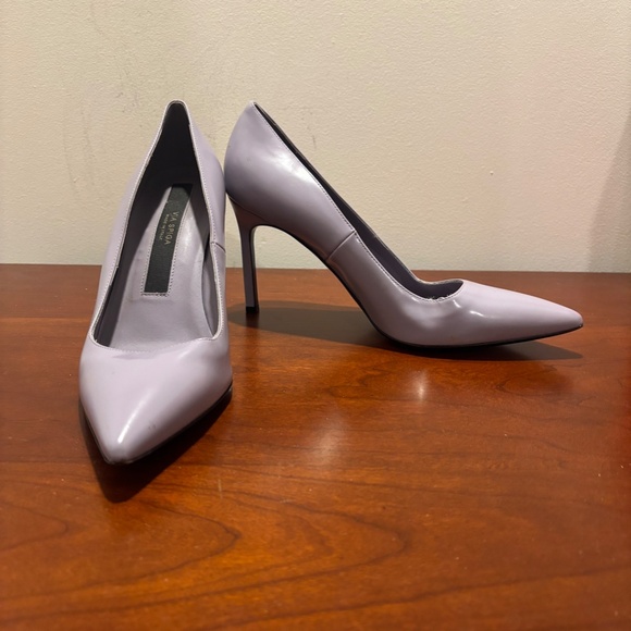 VIa Spiga Nikole Pointed Toe Pumps in Lilac 8.5 - Picture 2 of 13